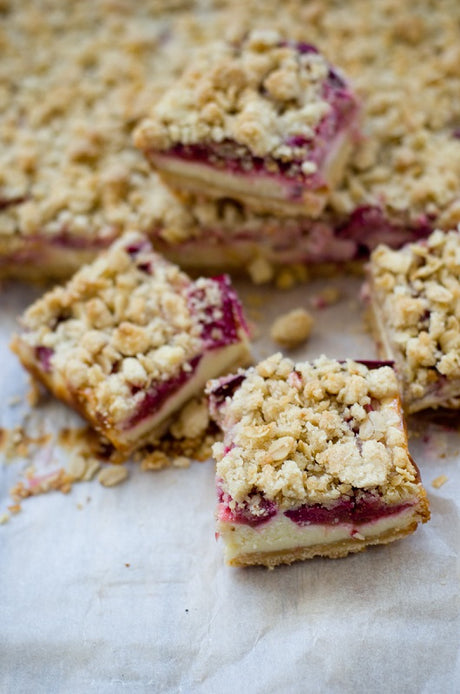 Rhubarb Cheesecake Crumble Squares with Le Creuset