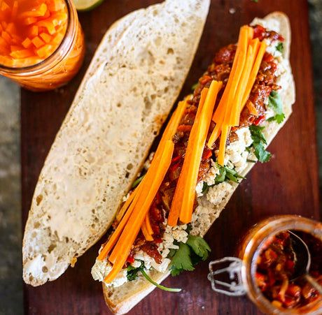 Delicious Vietnamese Pickled Carrots Recipe for Bahn Mi Sandwiches