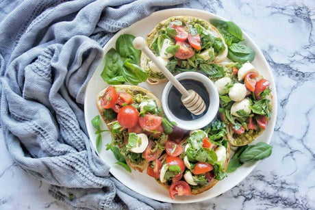 Delicious and Healthy Caprese Bruschetta with Balsamic Glaze