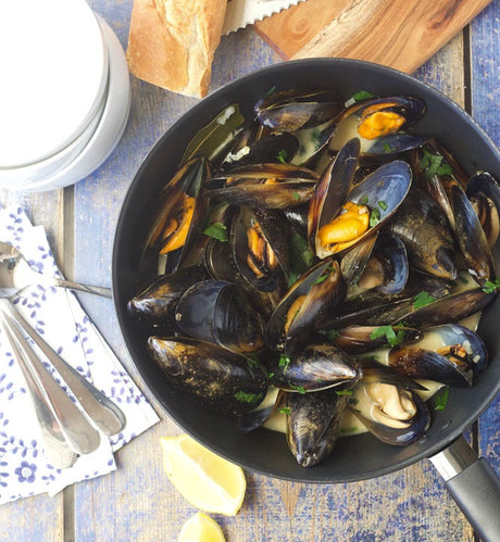 Mussels in a White White Sauce Featuring Fiskars Wok