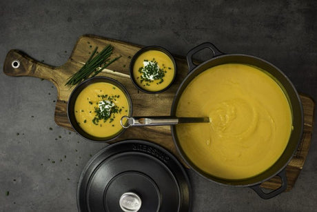 Matte Black Cast Iron Pumpkin Soup 19647 (2)