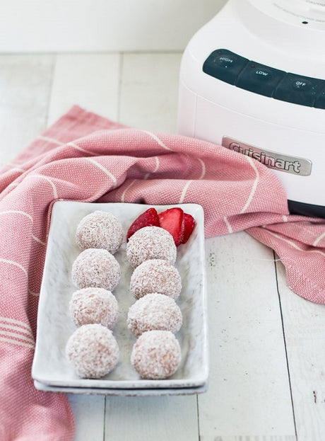 Strawberry Quinoa Bliss Balls in 3 Easy Steps