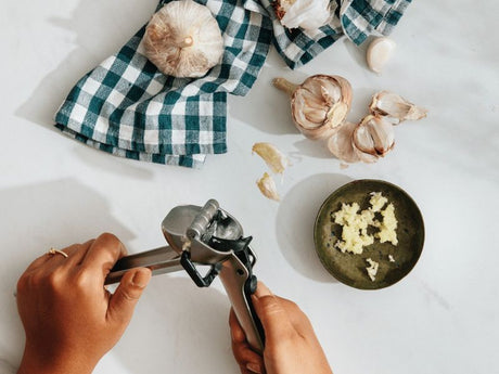 What are the Best Garlic Presses?