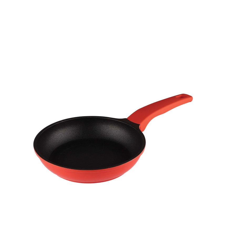 Avanti Mini Non Stick Frypan 14cm in Red - Image 01