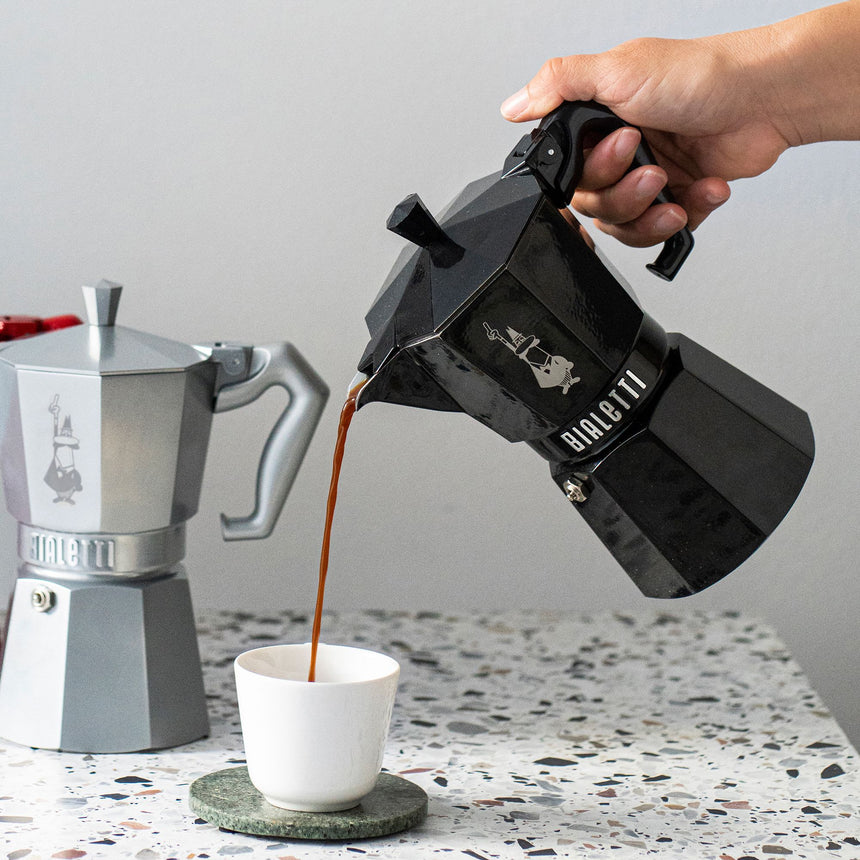 Bialetti Moka Exclusive Stovetop Espresso Maker 6 Cup in Black - Image 03