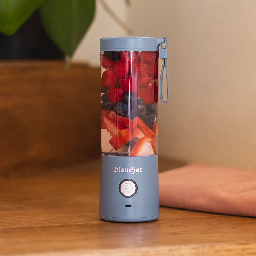 BlendJet Portable Blender 475ml Cloud - Image 03