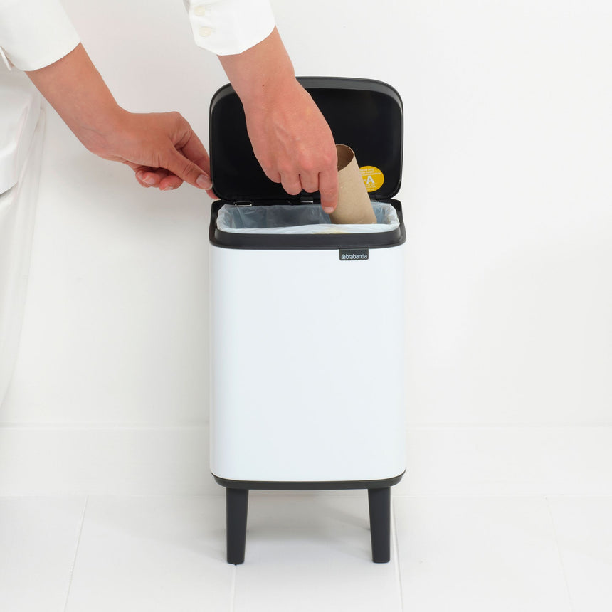 Brabantia Bo Hi Waste Bin 4 Litre in White - Image 06