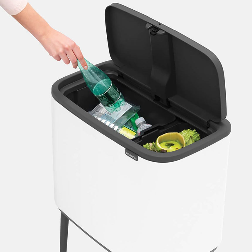 Brabantia BO Touch Bin White 11 and 23L - Image 05