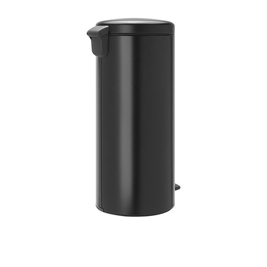 Brabantia NewICON Pedal Bin 30L MATTE in Black - Image 02