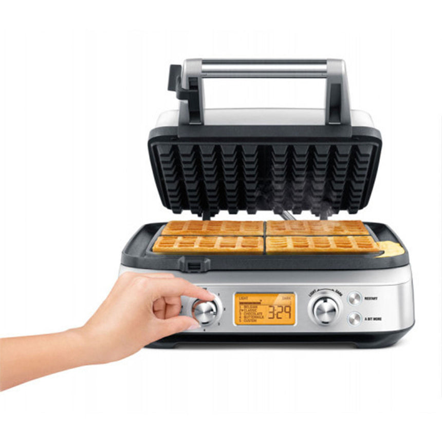 Breville The Smart 4 Slice Waffle Maker - Image 04