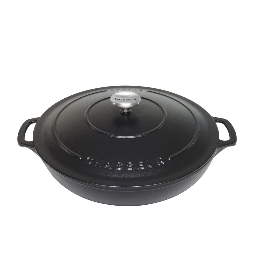 Chasseur Round Casserole 30cm 2.5 litre Matte in Black - Image 01