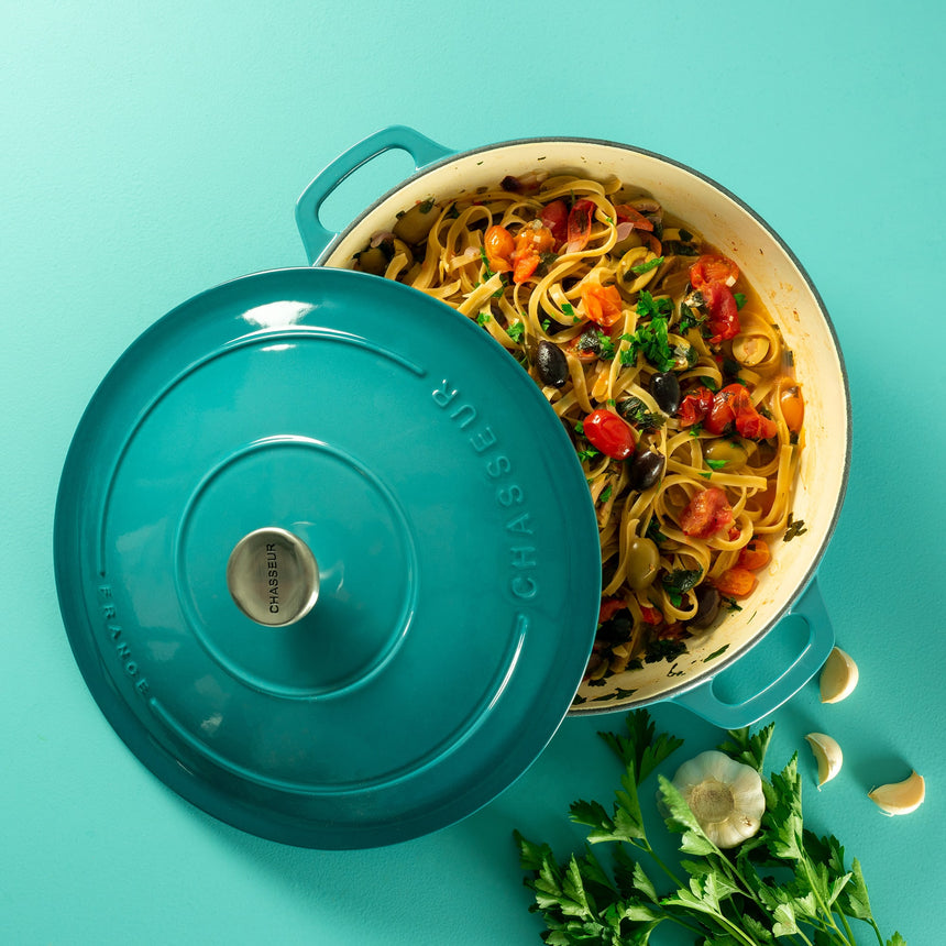 Chasseur Round Casserole 30cm 2.5 litre Mediterranean - Image 03