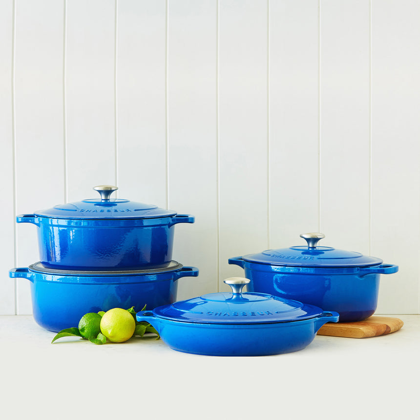 Chasseur Round French Oven 24cm - 4 Litre Imperial in Blue - Image 02