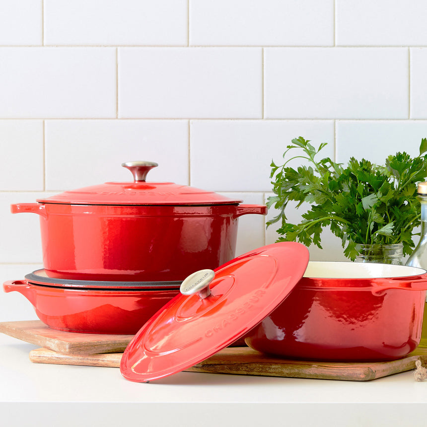 Chasseur Round French Oven 24cm 4 Litre Chilli in Red - Image 02