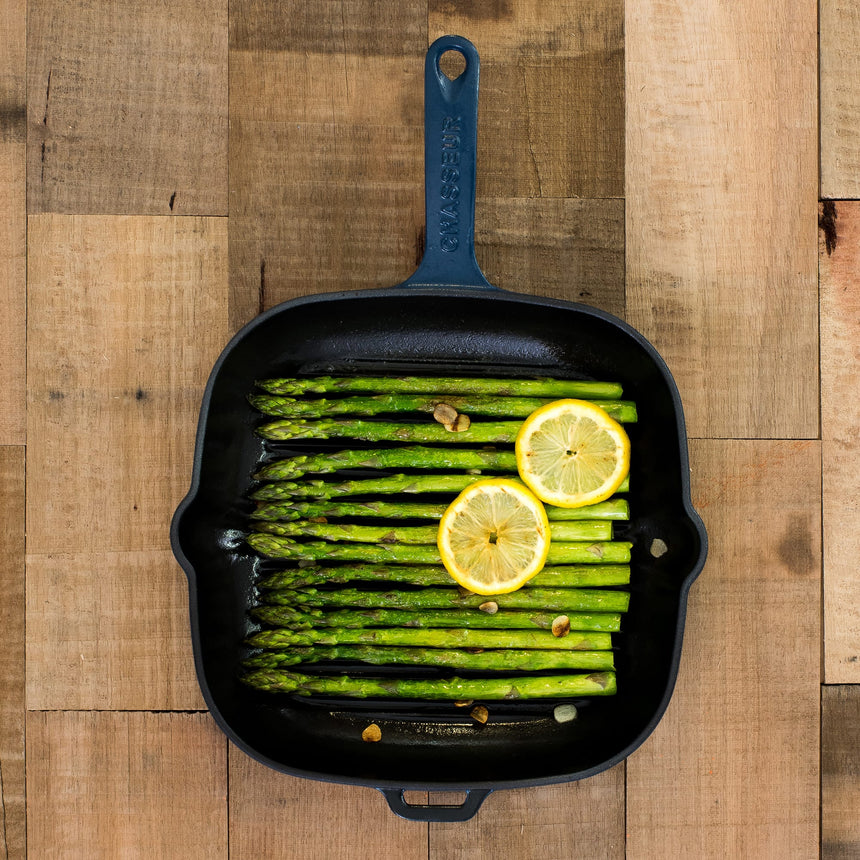 Chasseur Square Grill Pan 25cm Liquorice in Blue - Image 02