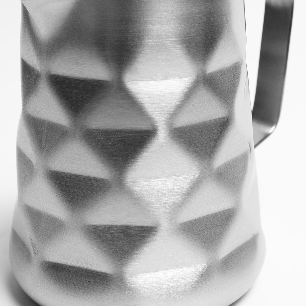 Coffee Culture Milk Frothing Jug 600ml Stainless Steel - Image 05