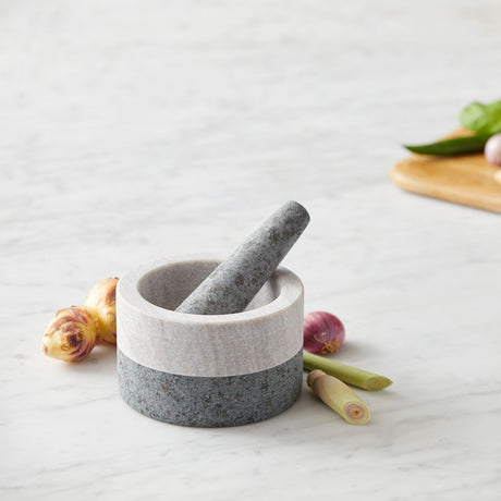 Davis & Waddell Akin Mortar and Pestle 13cm - Image 02