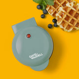 Davis & Waddell Electric Non Stick Double Waffle Maker Green - Image 02