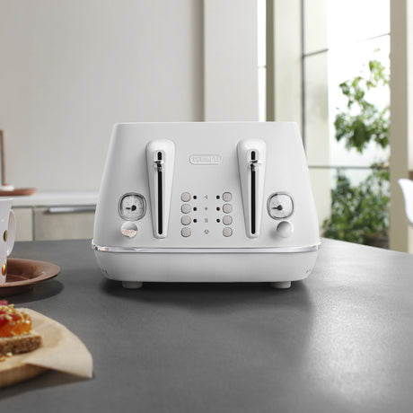 DeLonghi Distinta Moments CTIN4003W 4 Slice Toaster in White - Image 02