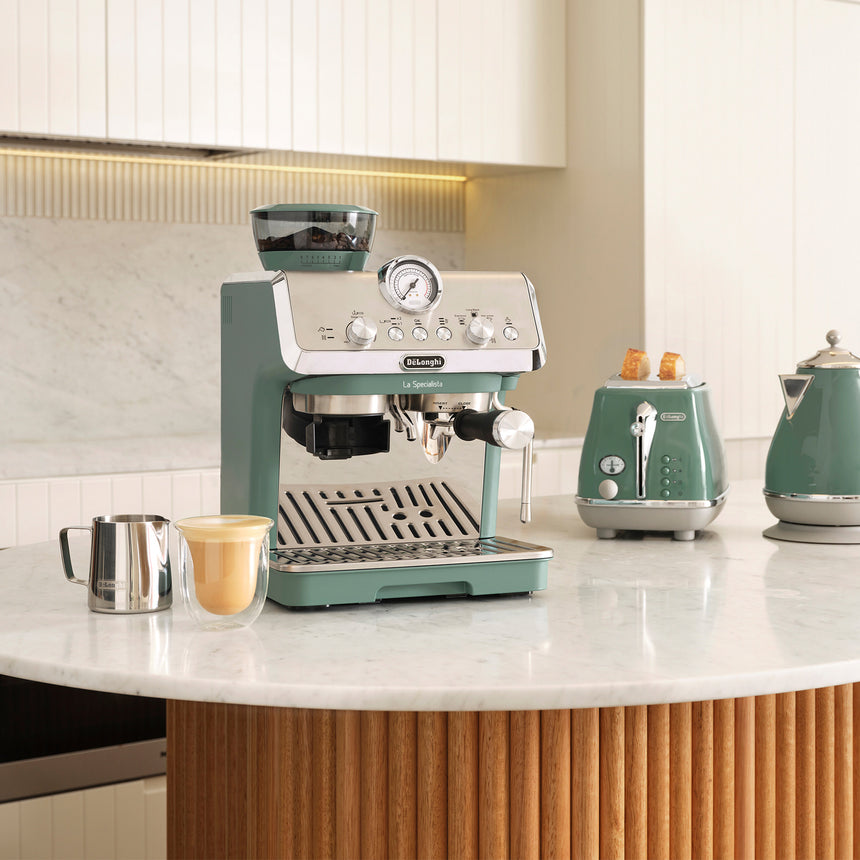 DeLonghi La Specialista Arte EC9155GR Espresso Coffee Machine Toronto Green - Image 03