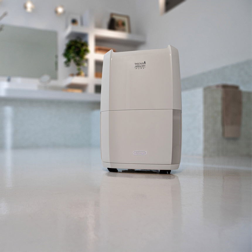 DeLonghi Tasciugo AriaDry DDSX220WF Pure Dehumidifier and Air Purifier White - Image 02