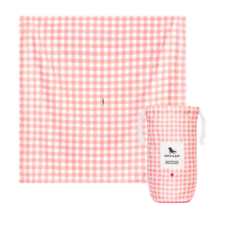 Dock & Bay Picnic Blanket Large Strawberries & Cream - Image 01