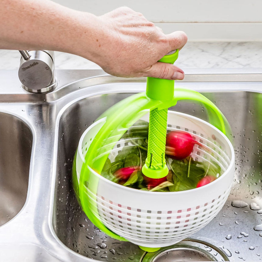 Dreamfarm Spina Colander Green in White - Image 04