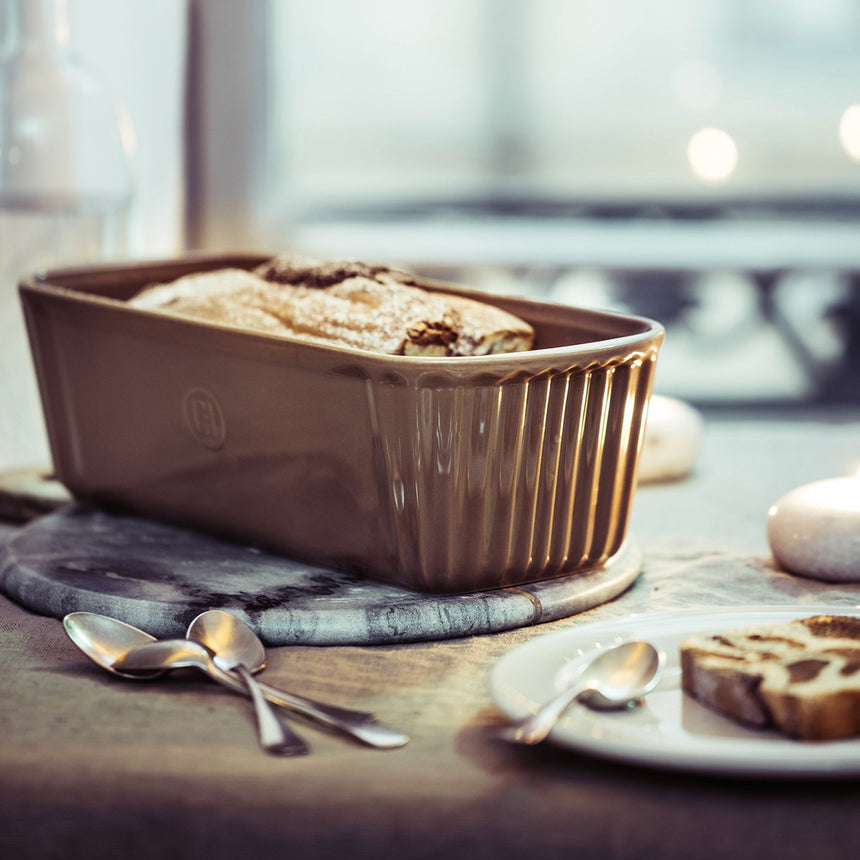 Emile Henry Loaf Baking Dish Clay 27.5x8.5cm - Image 02