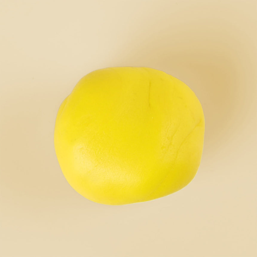 Fondtastic Premium Fondant Yellow 1kg - Image 02