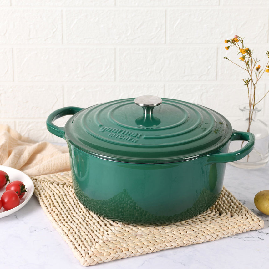 Gourmet Kitchen Signature Cast Iron Casserole 24cm - 4.2L - Image 03