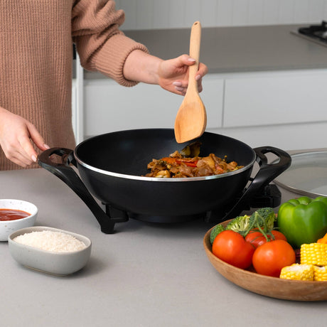 Healthy Choice Non Stick Electric Wok 33cm Black - Image 02