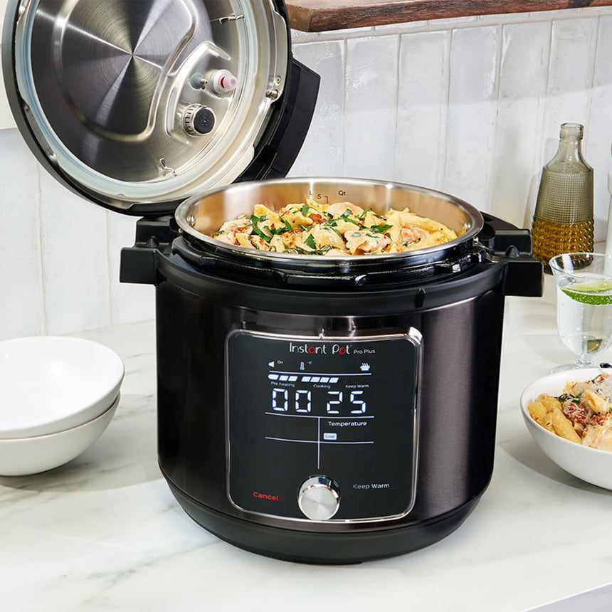 Instant Pot Pro Plus Multi Cooker with WiFi 5.7L - Image 04