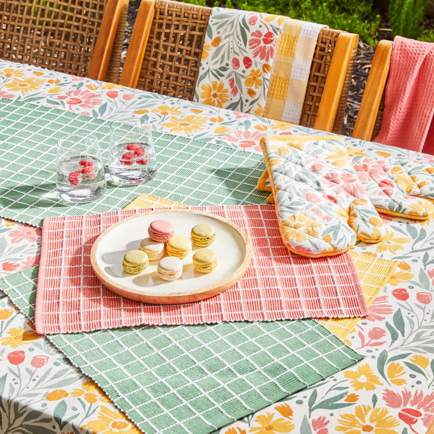 J.Elliot Home Amanda Rectangular Placemat Set of 4 Bubble Gum - Image 02