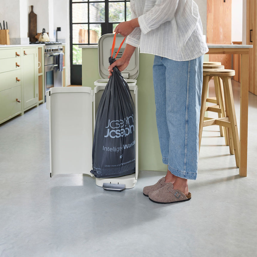 Joseph Joseph Porta EasyEmpty Pedal Bin 40L Concrete Grey - Image 05