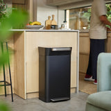 Joseph Joseph Titan Trash Compactor 30L Carbon in Black - Image 02