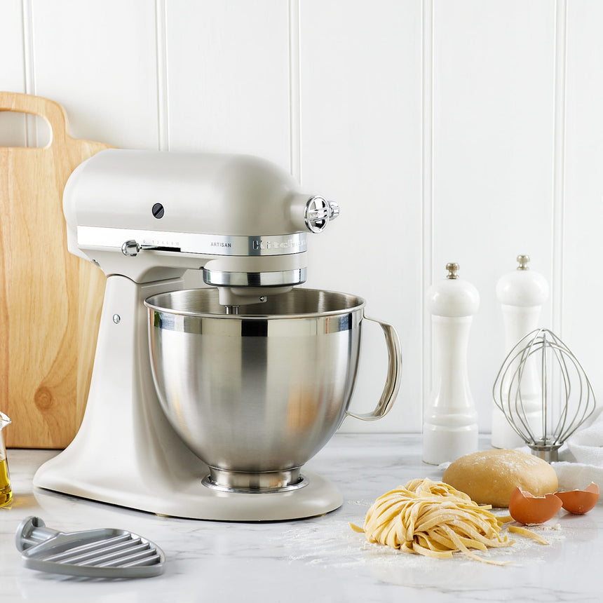 Kitchenaid Artisan KSM195 Stand Mixer Milkshake - Image 03