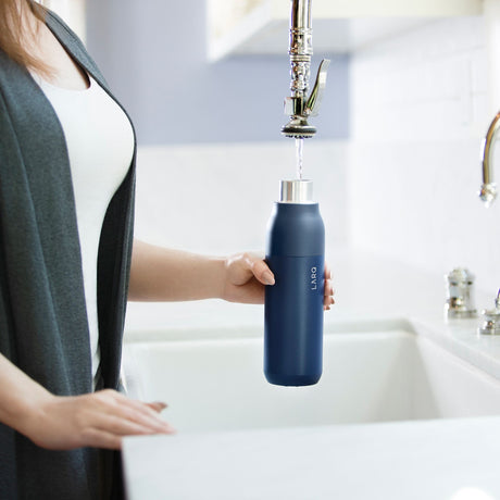 LARQ PureVis Insulated Bottle 500ml Monaco in Blue - Image 02