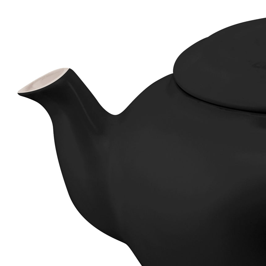 Le Creuset Classic Teapot with Stainless Steel Infuser 1.3 Litre Satin in Black - Image 02