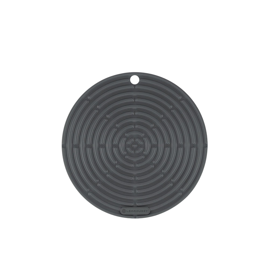 Le Creuset Cool Tool Round Mat 20cm Flint - Image 01