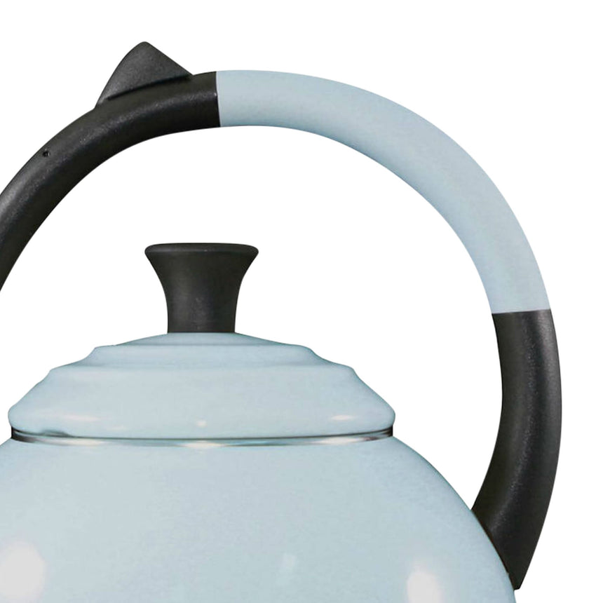 Le Creuset Peruh Kettle Coastal in Blue 1.6 Litre - Image 03