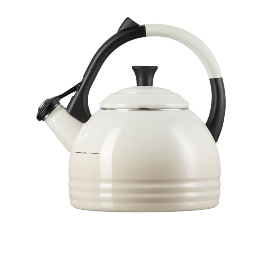 Le Creuset Peruh Kettle 1.6 Litre Meringue - Image 03