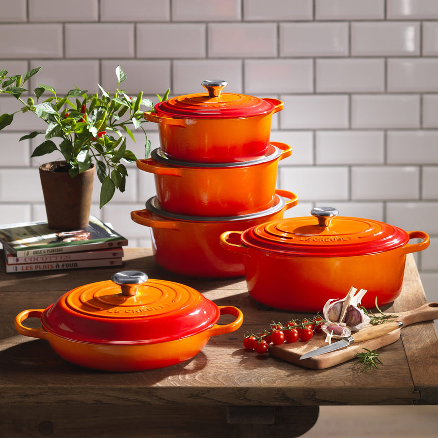 Le Creuset Signature Cast Iron Oval Casserole Volcanic 27cm - Image 04