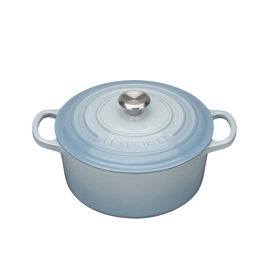 Le Creuset Signature Cast Iron Round French Oven 22cm Coastal in Blue - Image 01