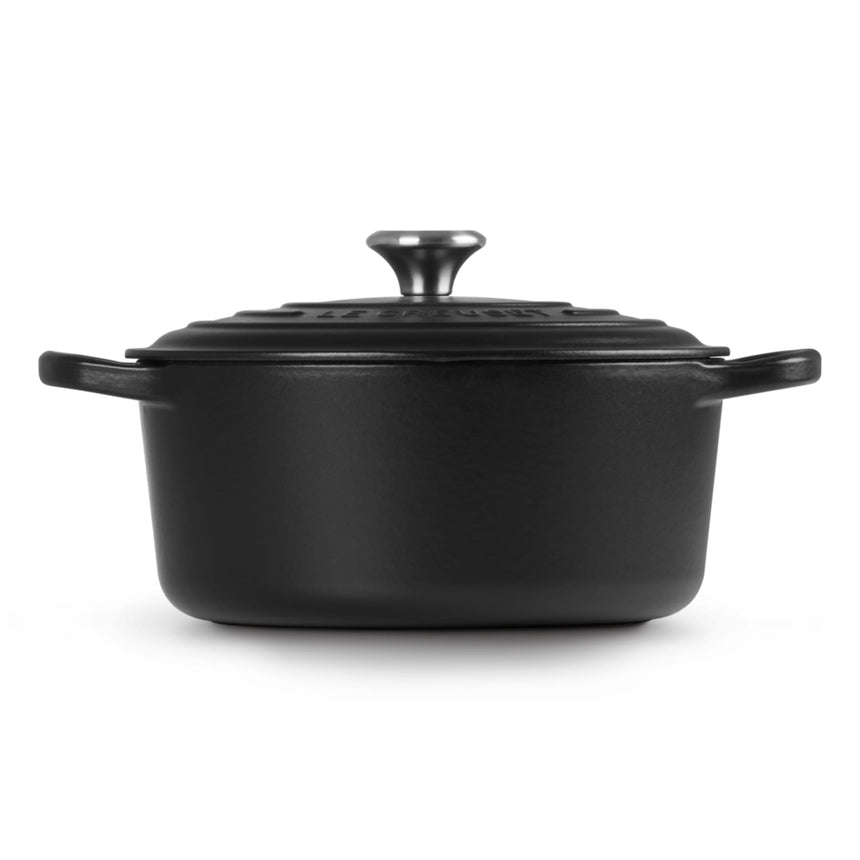 Le Creuset Signature Cast Iron Round French Oven 26cm 5.3 Litre Satin in Black - Image 02