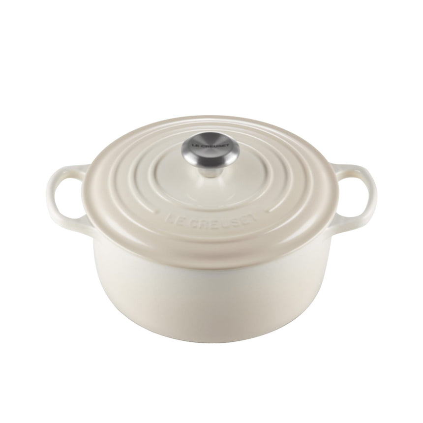 Le Creuset Signature Cast Iron Round Casserole 24cm - 4.2L Meringue - Image 01