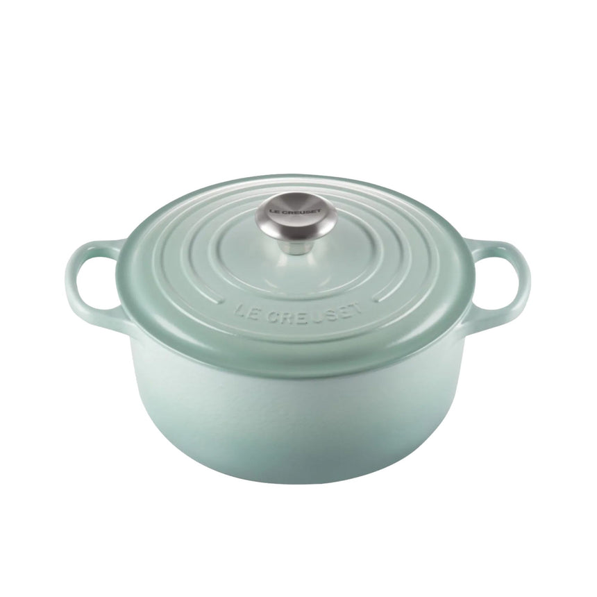 Le Creuset Signature Cast Iron Round Casserole 24cm - 4.2 Litre Sage - Image 01