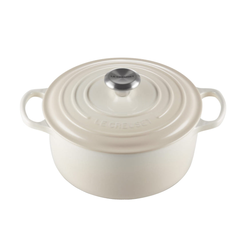 Le Creuset Signature Cast Iron Round Casserole 26cm Meringue - Image 01