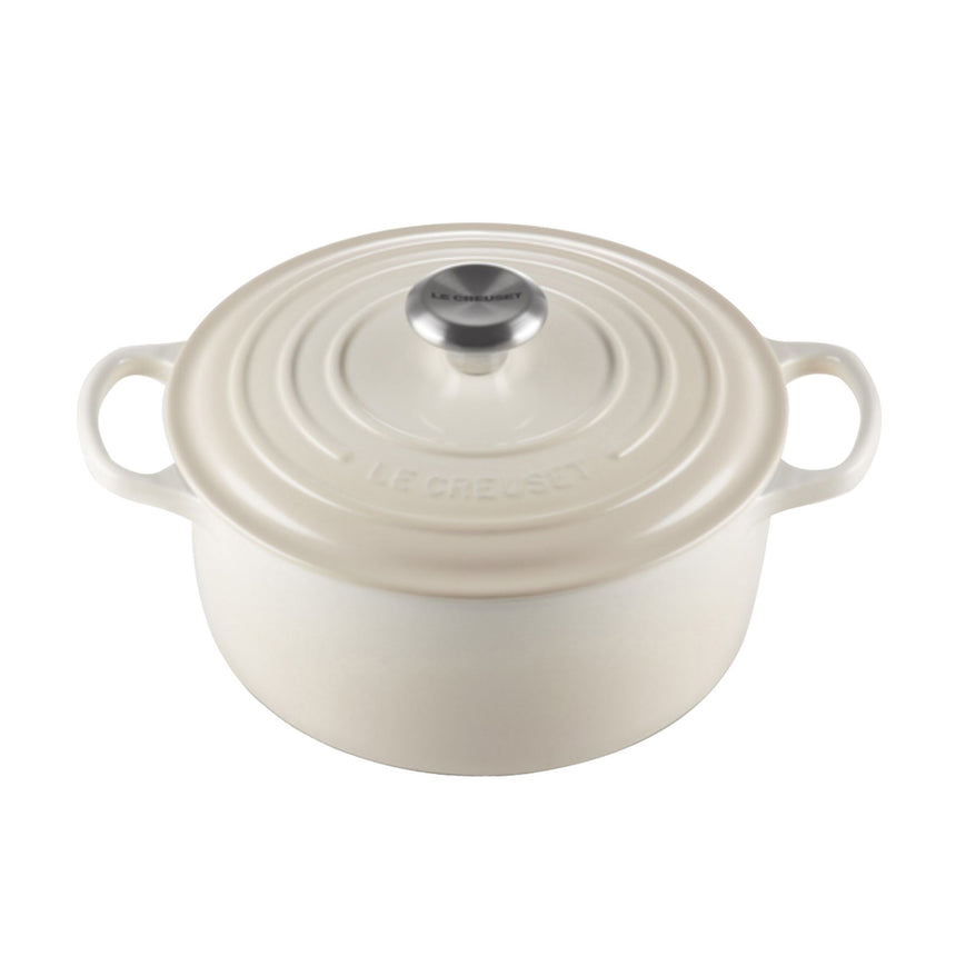 Le Creuset Signature Cast Iron Round Casserole 28cm Meringue - Image 01