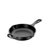 Le Creuset Signature Cast Iron Round Skillet 20cm Satin in Black - Image 01