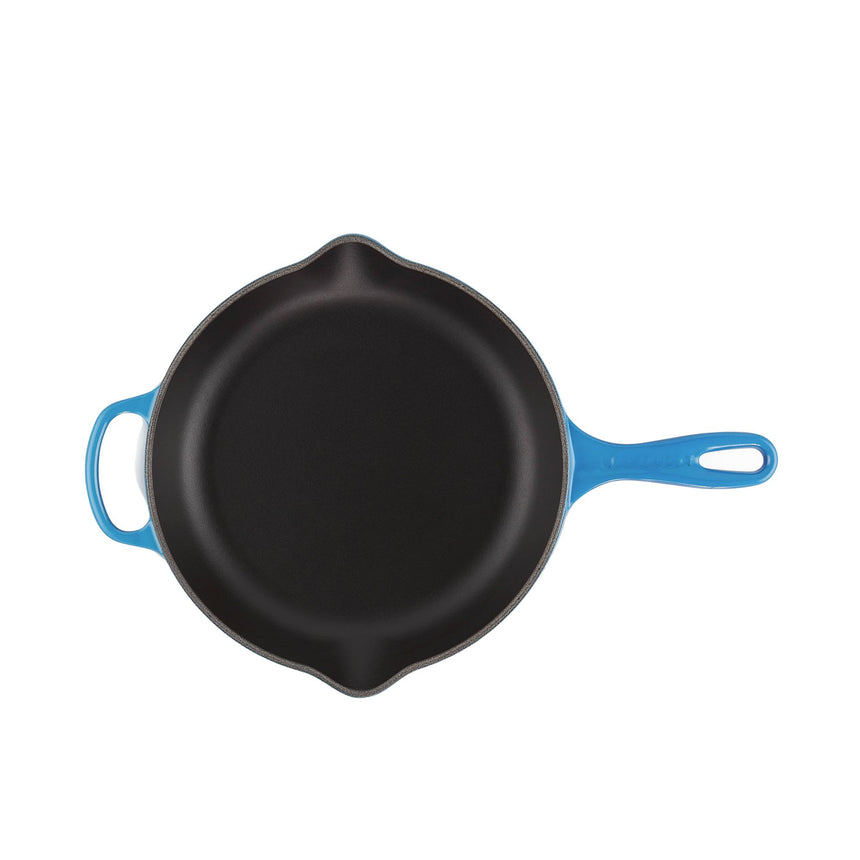 Le Creuset Signature Cast Iron Round Skillet 26cm Azure in Blue - Image 05